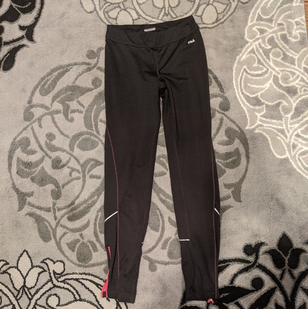 Fila Athletic Joggers/Leggings